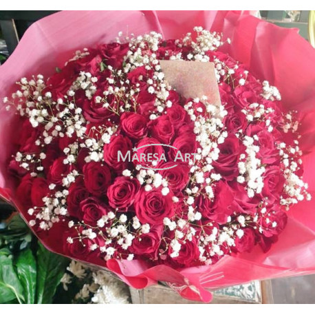 100 roses rouges avec feuillage - Maresa