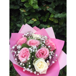 Pinkish white tone with foliage 50 cm (07 stems)