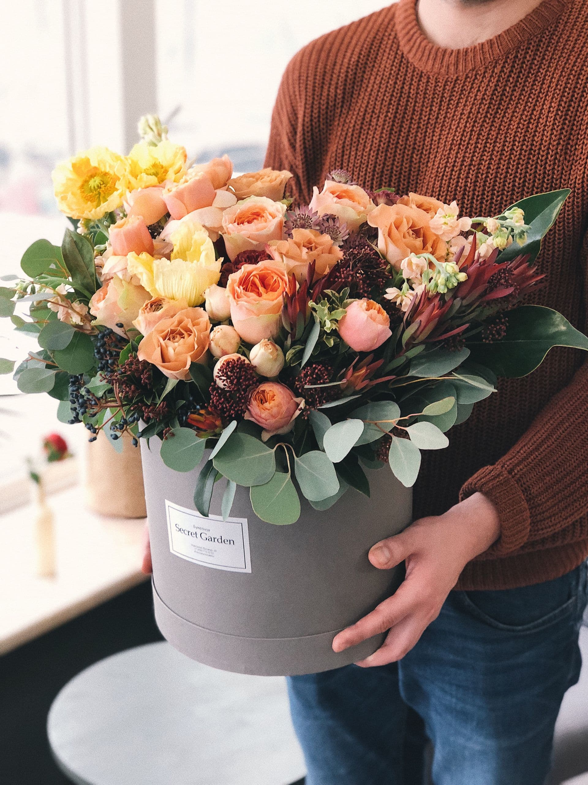 Freesias parfumées et lilas en grappe, douceur printanière.